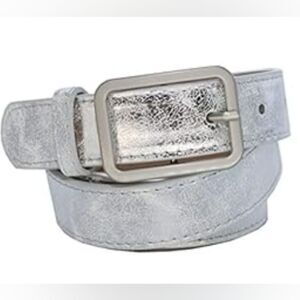 🔸️NWOT Silver & White Metallic Belt Medium